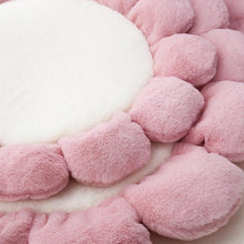 Load image into Gallery viewer, Warm Pet Bed Cute Flower Shape Cushion for Cats Dogs