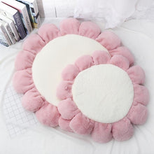 Load image into Gallery viewer, Warm Pet Bed Cute Flower Shape Cushion for Cats Dogs