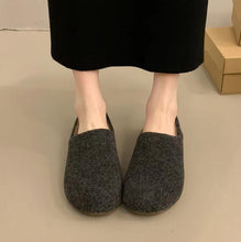 Load image into Gallery viewer, Women&#39;s Warm Fur Shoes with Velvet and Thick Bottom Lamb Hair