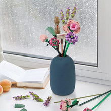 Load image into Gallery viewer, Mini Rose Flower Bouquet Building Sets