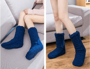 Plush and thick insulation floor socks