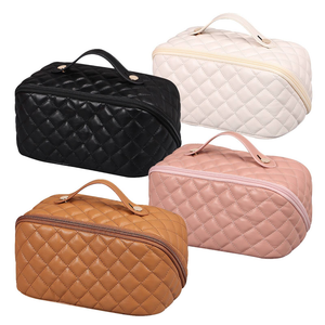 Portable Travel Makeup Organizer with Smooth Metal Zipper Wear Resistant Organizer Bags with 3 Compartments
