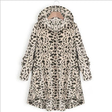 Load image into Gallery viewer, Oversize Hooded Button-Up Fleece