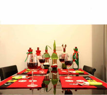 Load image into Gallery viewer, 4PCS/Pack Dining Room Table Placemats with Knife Fork Covers