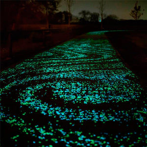 50Pcs Glow in the Dark Garden Pebbles Glow Stones Rocks for Walkways Garden Path Patio Lawn Garden Yard Decor